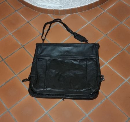 Umhängetasche\ Reisetasche aus Leder